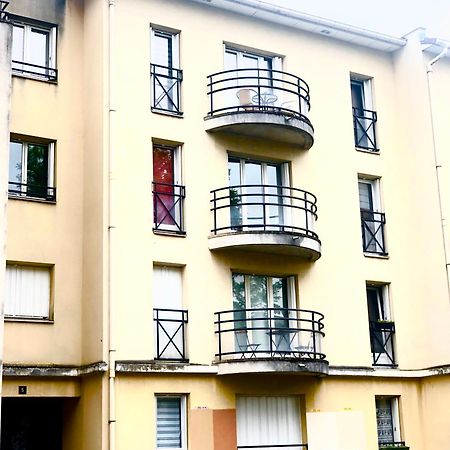 Superbe Appartement Tout Equipe, Le Nid D'Eva A Metz Gare, Parking Prive, Balcon, F2, 50M2, 3P Buitenkant foto